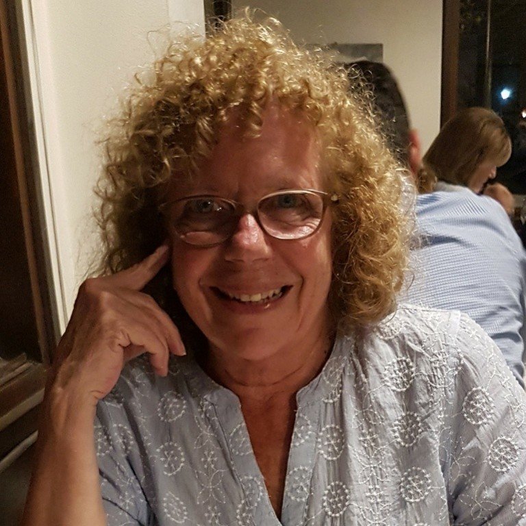 Dr. Gladys Lechini